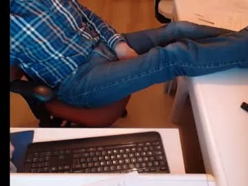 dutchpornking2's Thumb Image