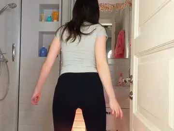 mia_g_'s Thumb Image